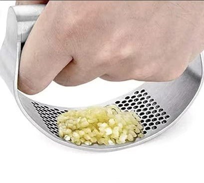 Presse à ail en acier inoxydable de la marque Stainless Steel, solide, efficace et sécurisée. Outil Manuel facile à utiliser, à nettoyer et à ranger. - House Tools Store