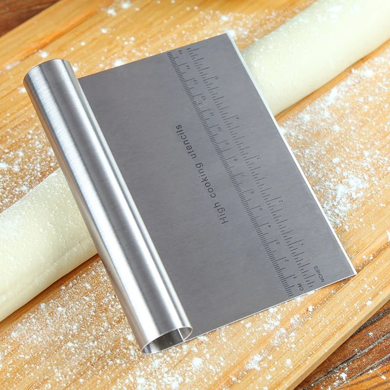 Spatule à pâte en acier inoxydable avec échelle de mesure, grattoir à gâteau polyvalent, couteau en plastique, ustensiles de cuisine - House Tools Store